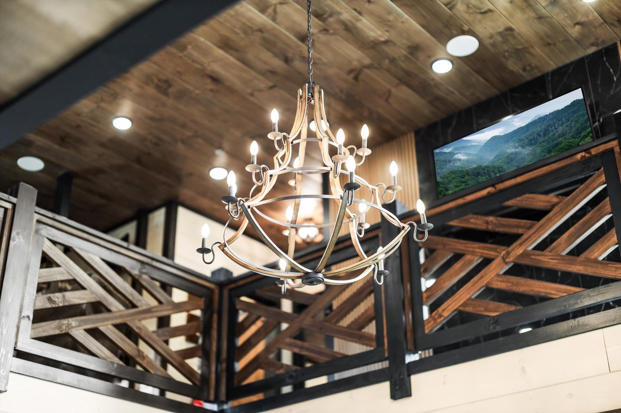 1362 Rambling Creek Way