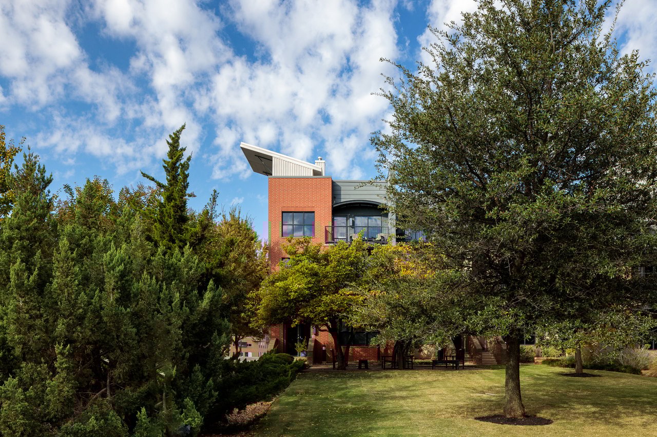 block 42 condo with lush exterior for sale listed by Jennifer Kragh