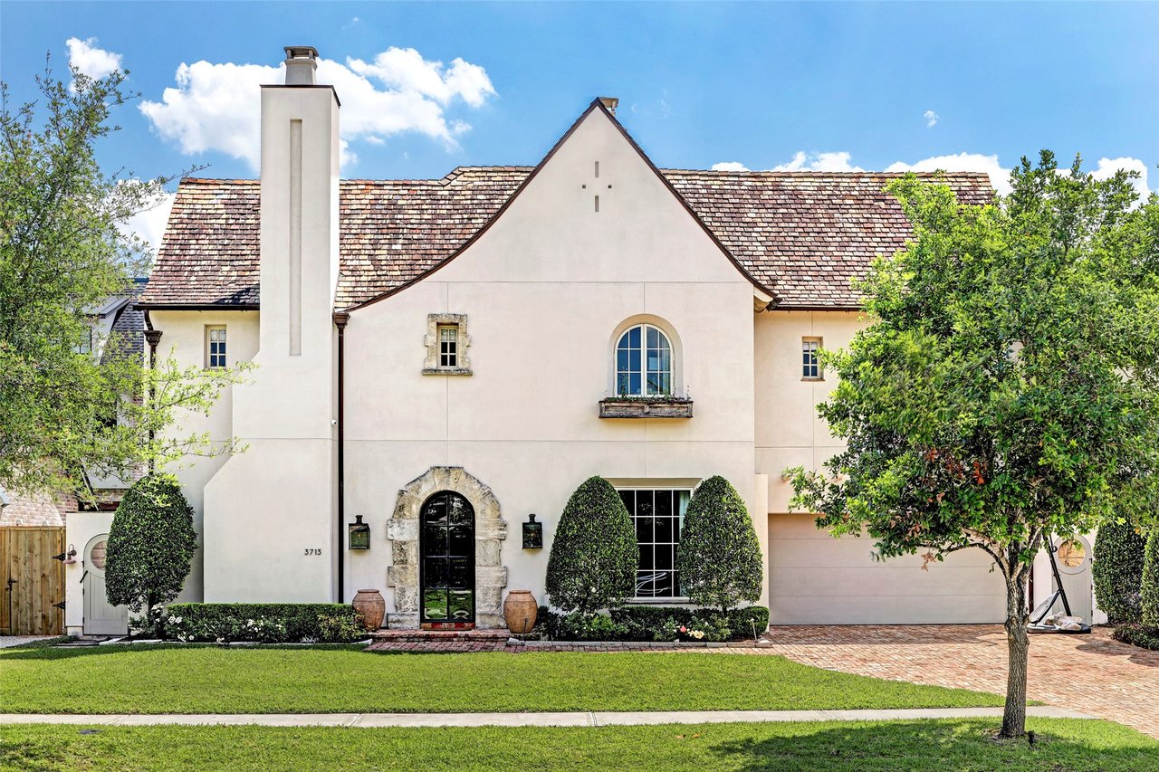 3713 Locke Ln