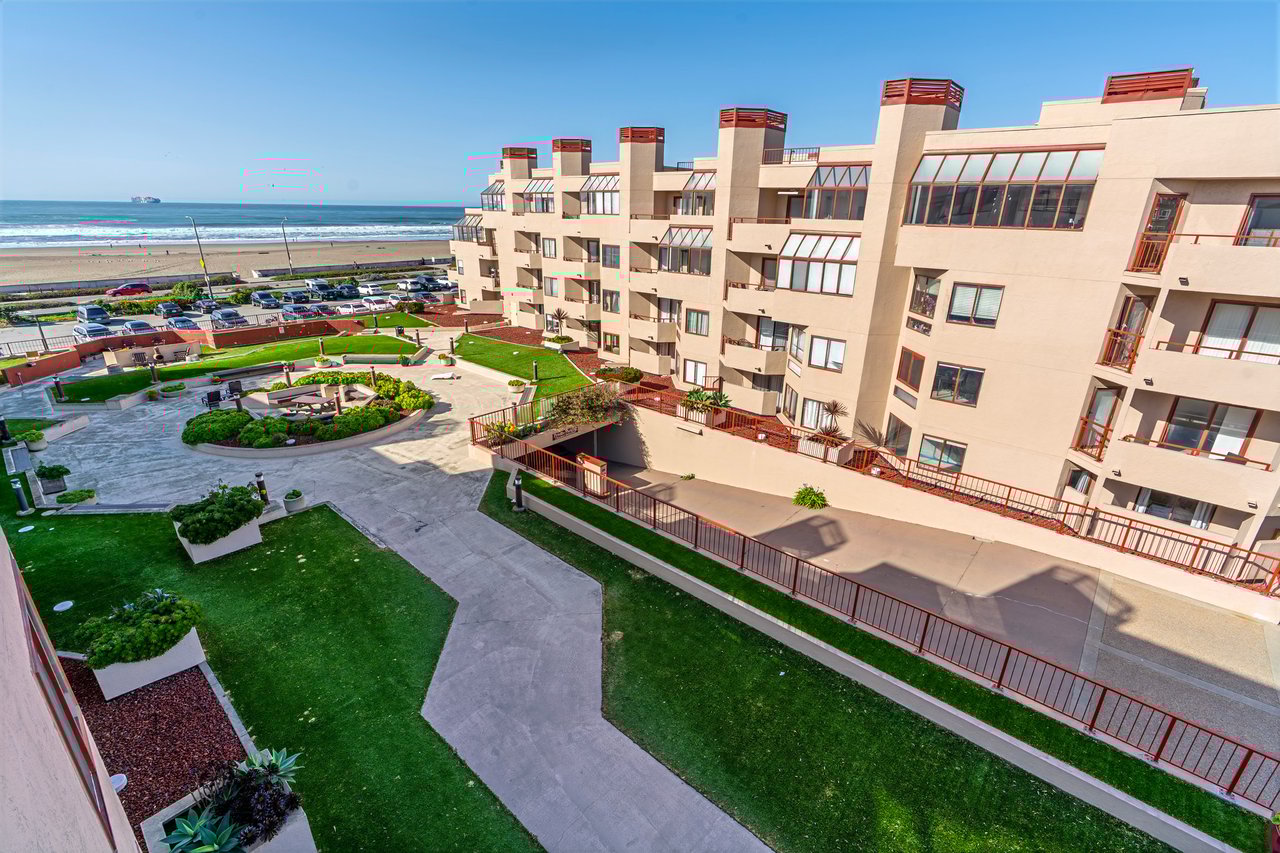 855 La Playa Street, #457