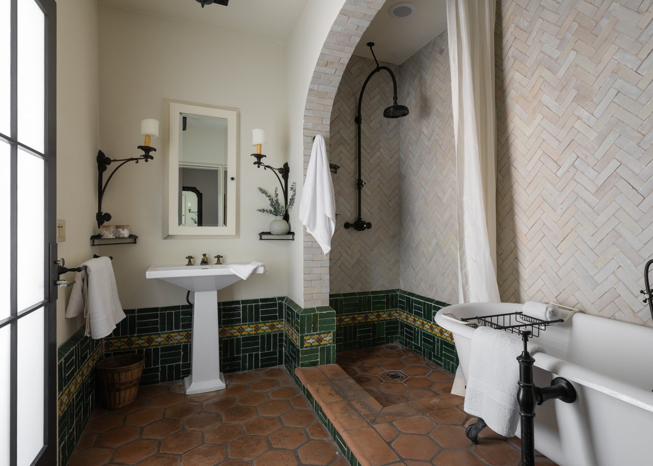 2311 Alto Oak Dr, Los Feliz