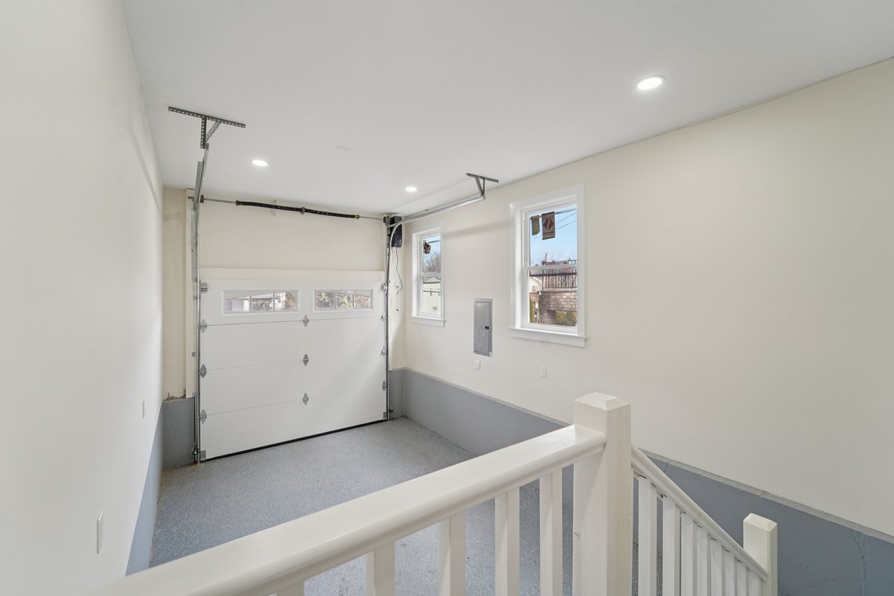 219 Mile Square Road