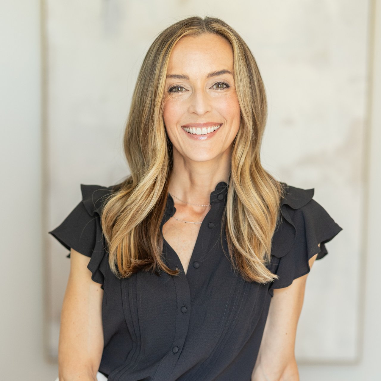 Elizabeth Hills photo