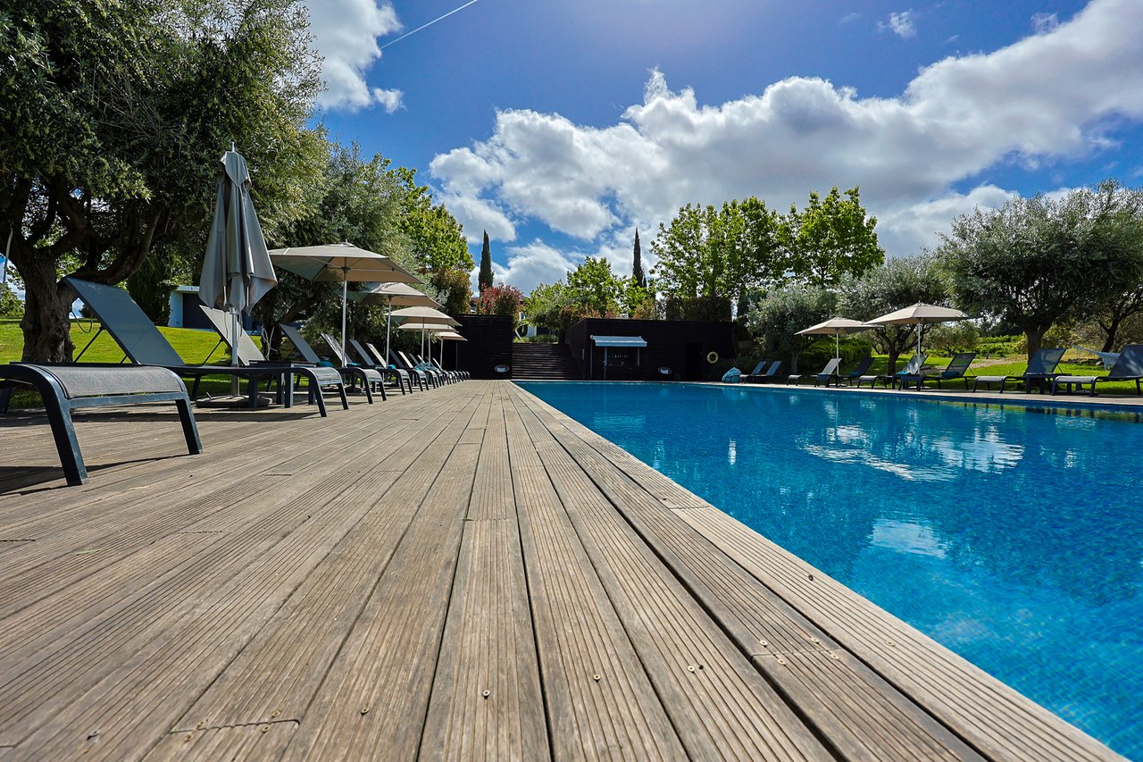 Luxury Wellness & Sports Retreat in Portugal with Expansion Upside & €1M+ Revenue