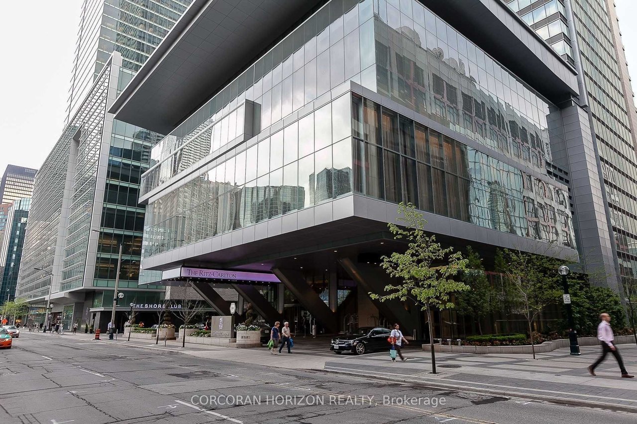 LUXURY LIVING AT THE RITZ