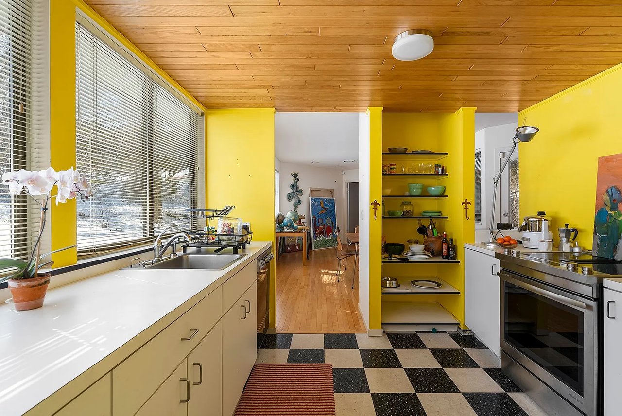 45 Blackwatch Ct