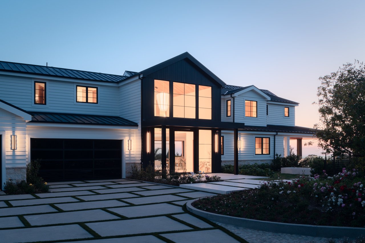 5819 Filaree Heights