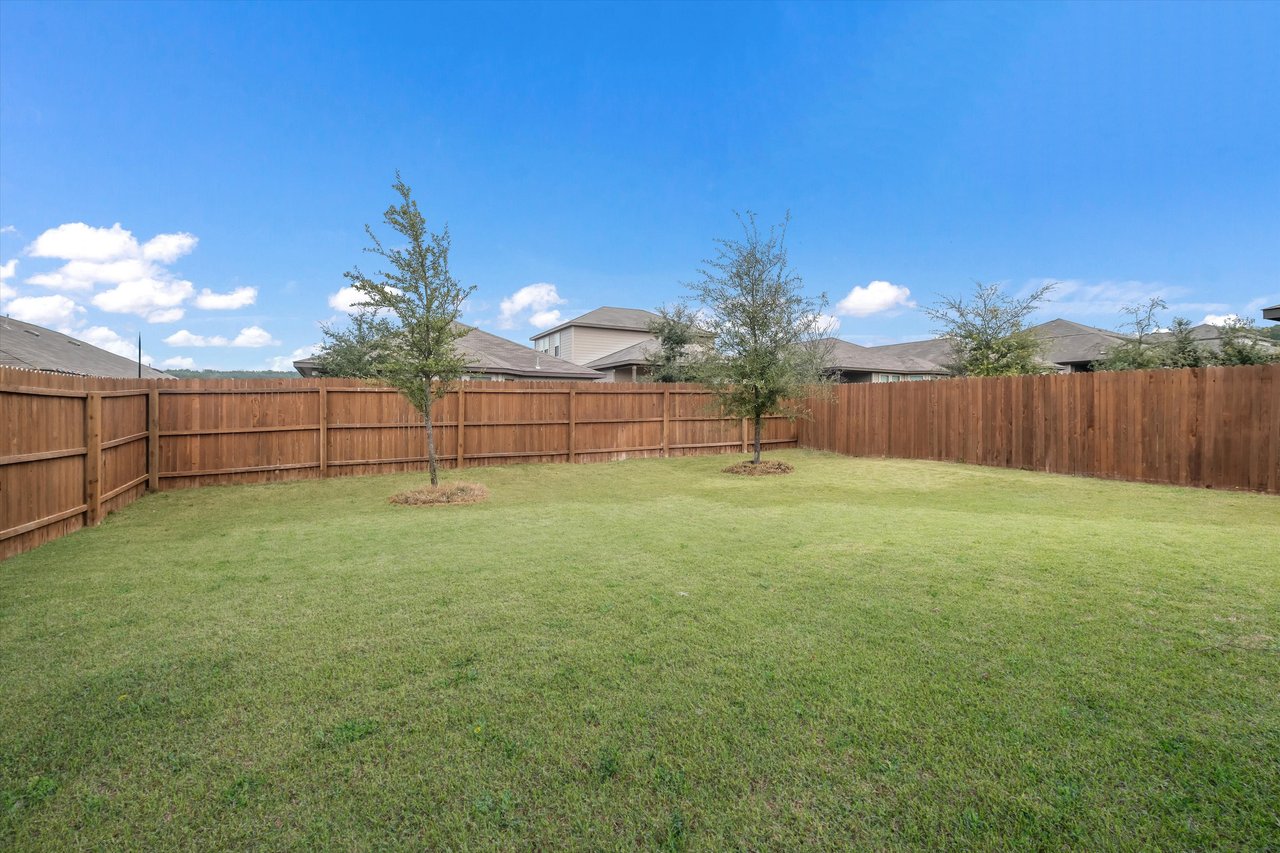 10227 Amaryllis Way