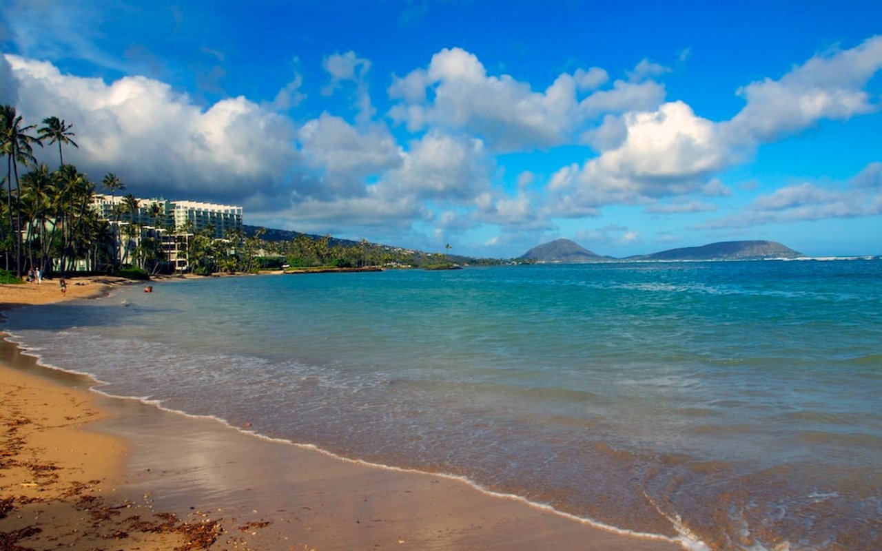 Buying a Home in Kahala