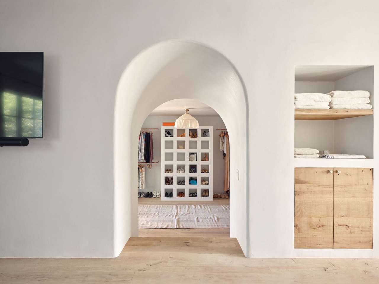 The Hilltop Villa of Westlake | A Mediterranean Escape