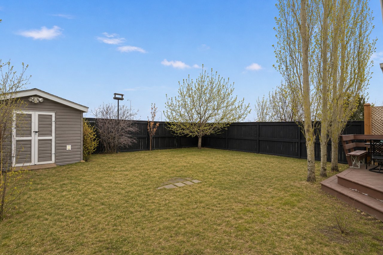 218 Coville Circle NE