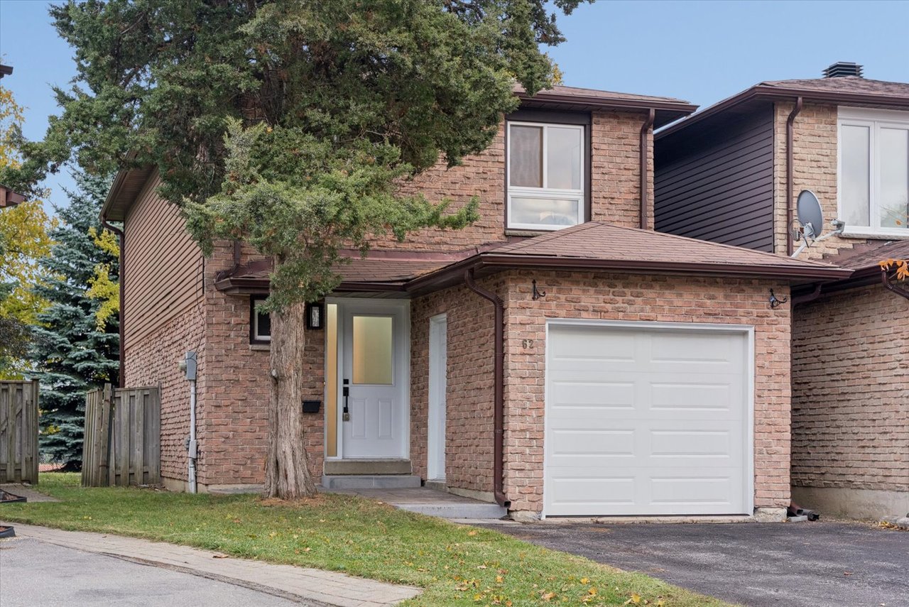 62 Pepperell Cres