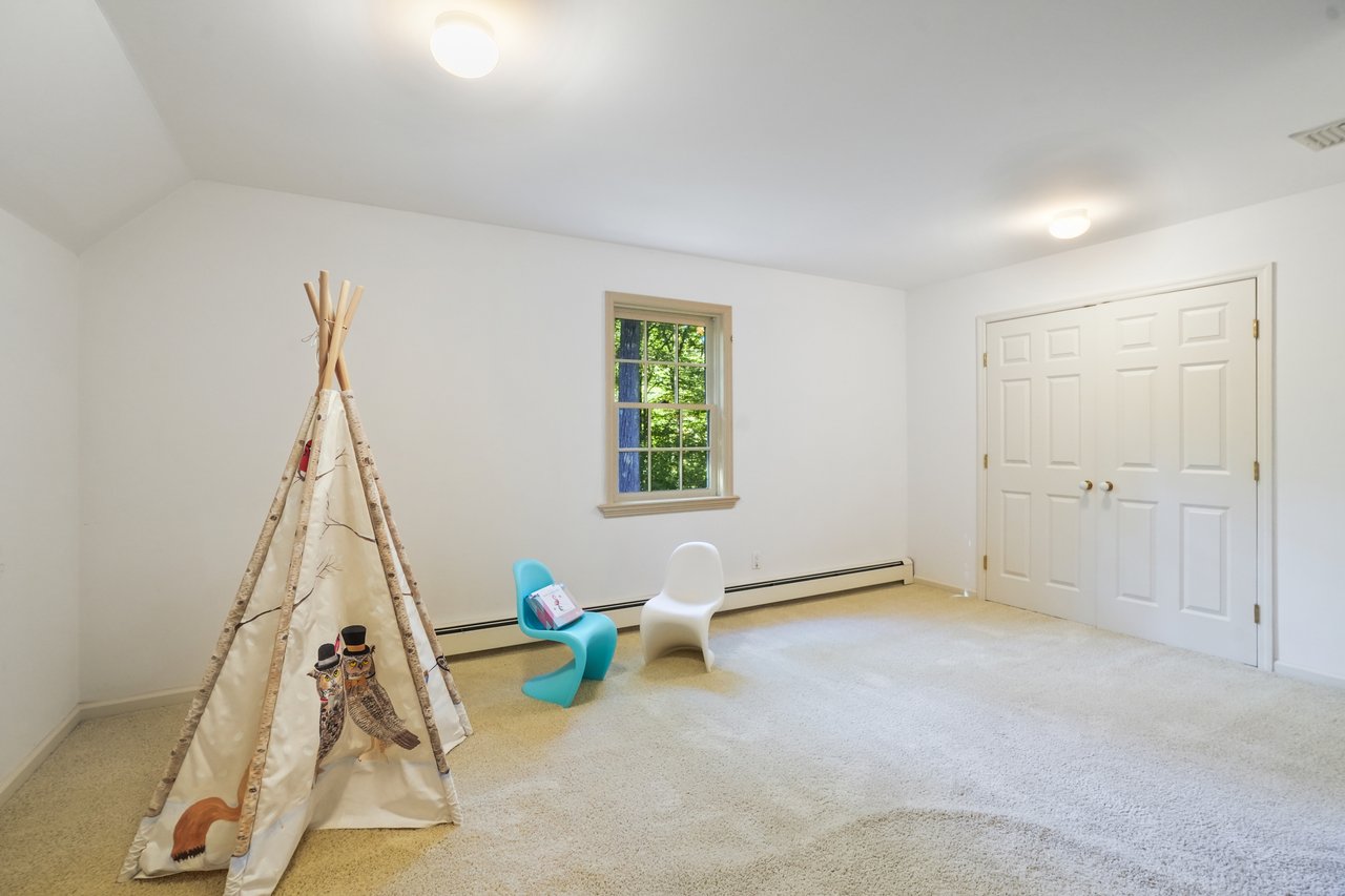 24 Twin Fawn Lane