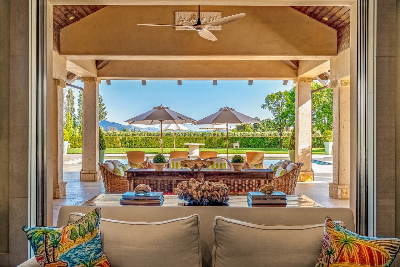 Mills Lane, St. Helena