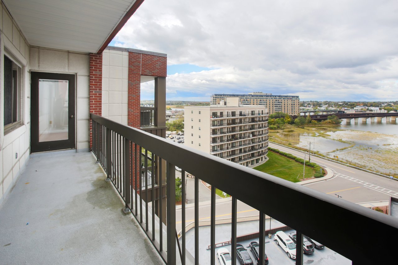 90 Quincy Shore Drive Unit: 812