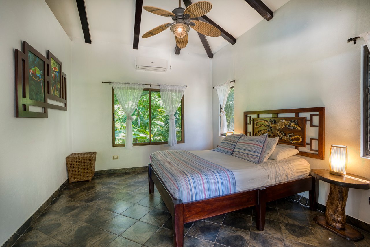 3 Bedroom Bali Style Home in Uvita