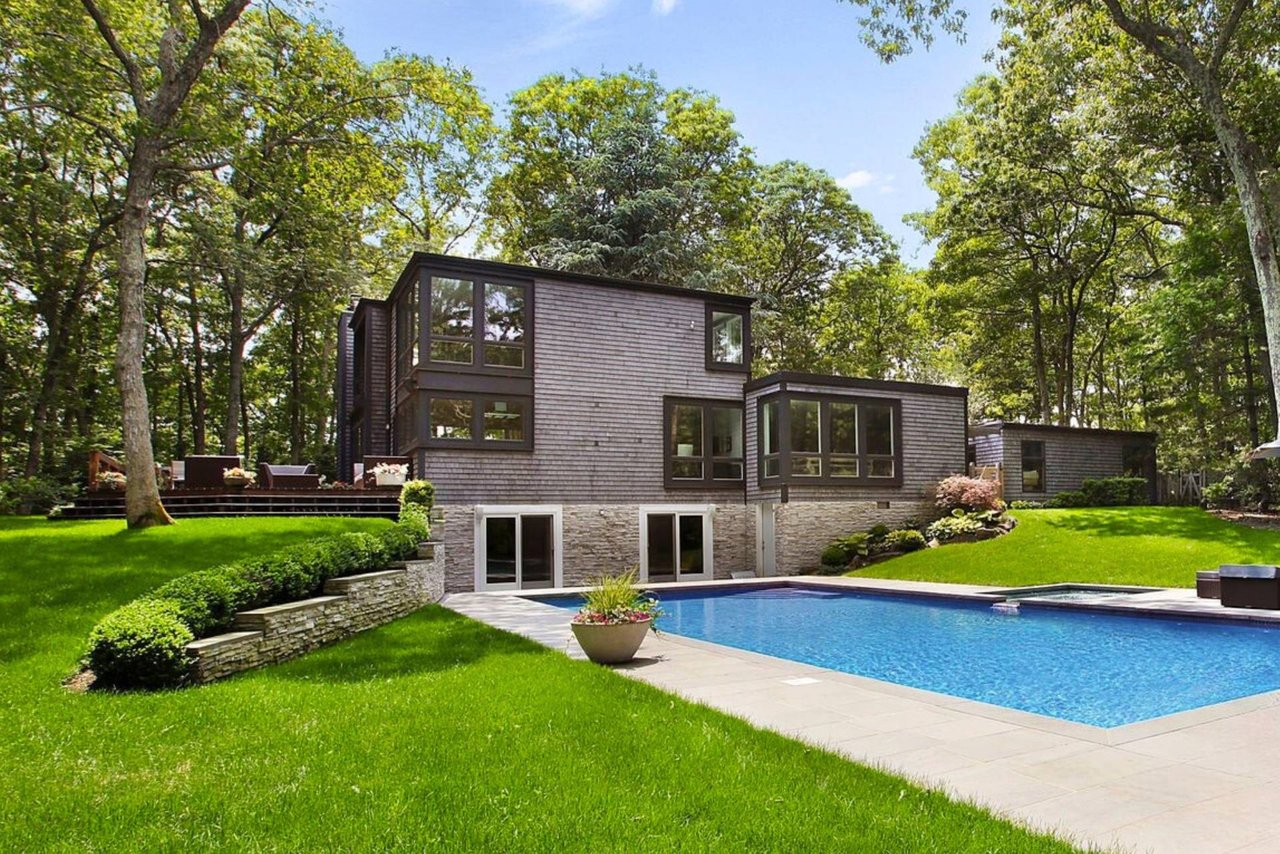  1006 Head of Pond Road