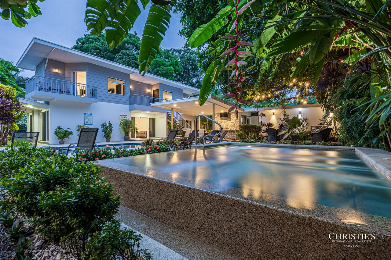 Uvita Paradise Hotel – Walk-to-Beach Boutique Hospitality Opportunity