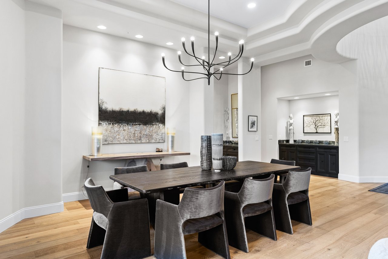 8832 E WETHERSFIELD Road