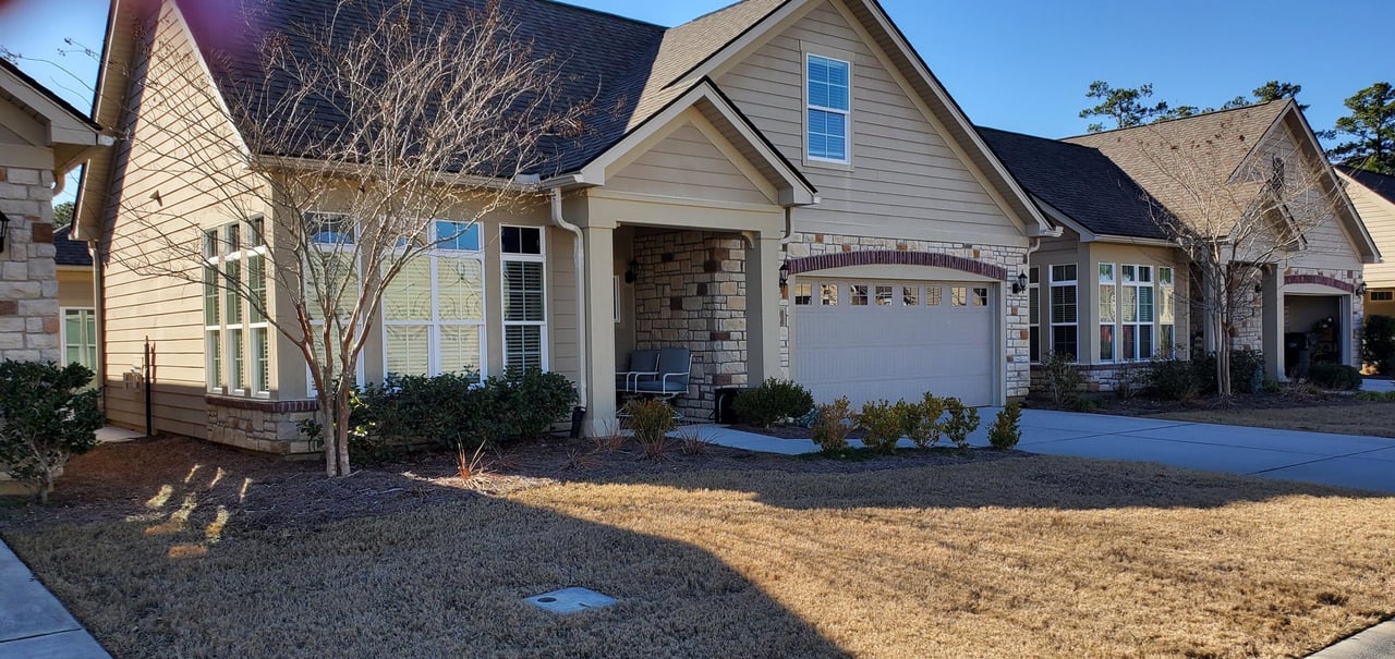 260 Village Stone Circle 