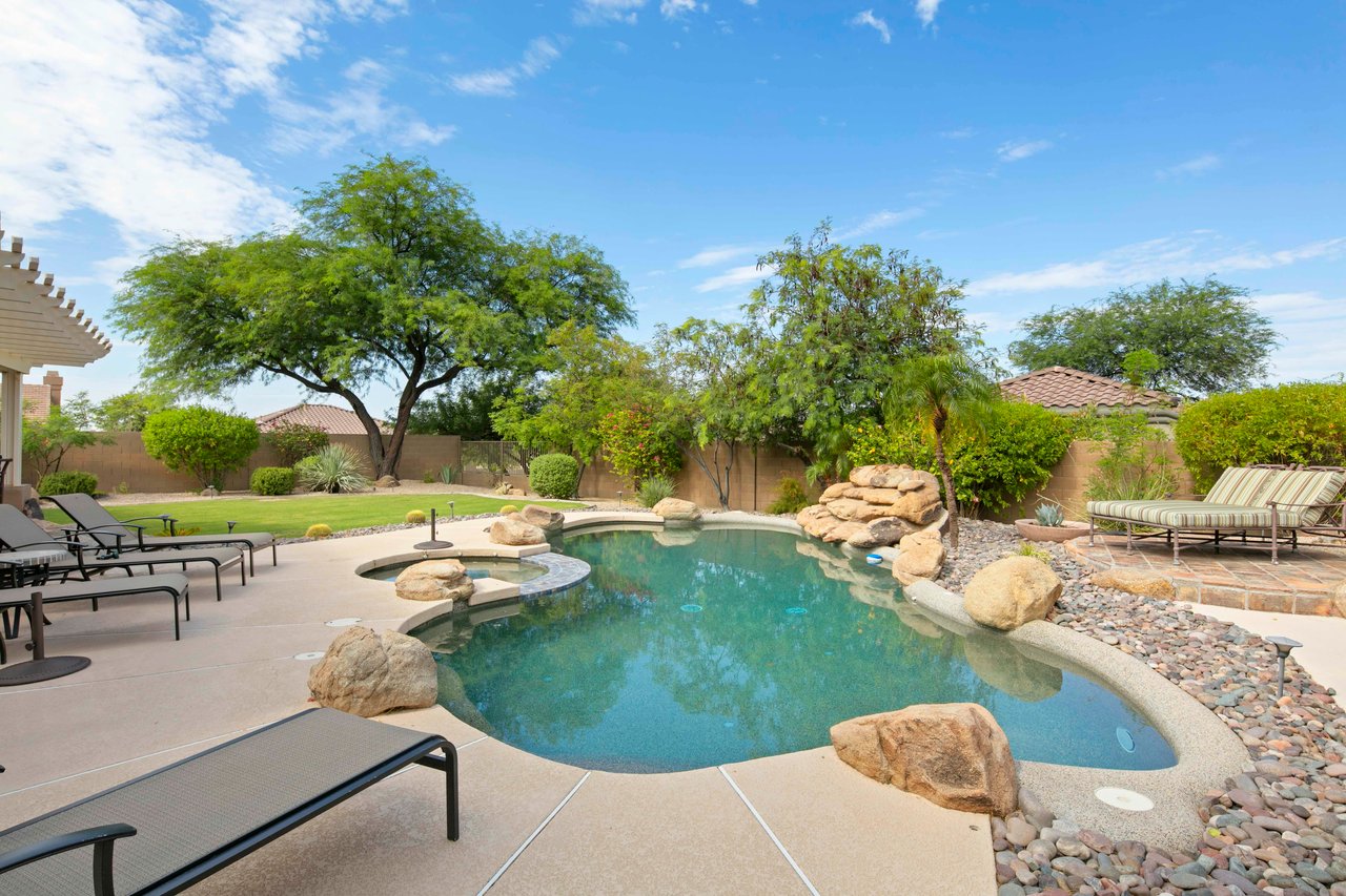 10912 E Butherus Drive