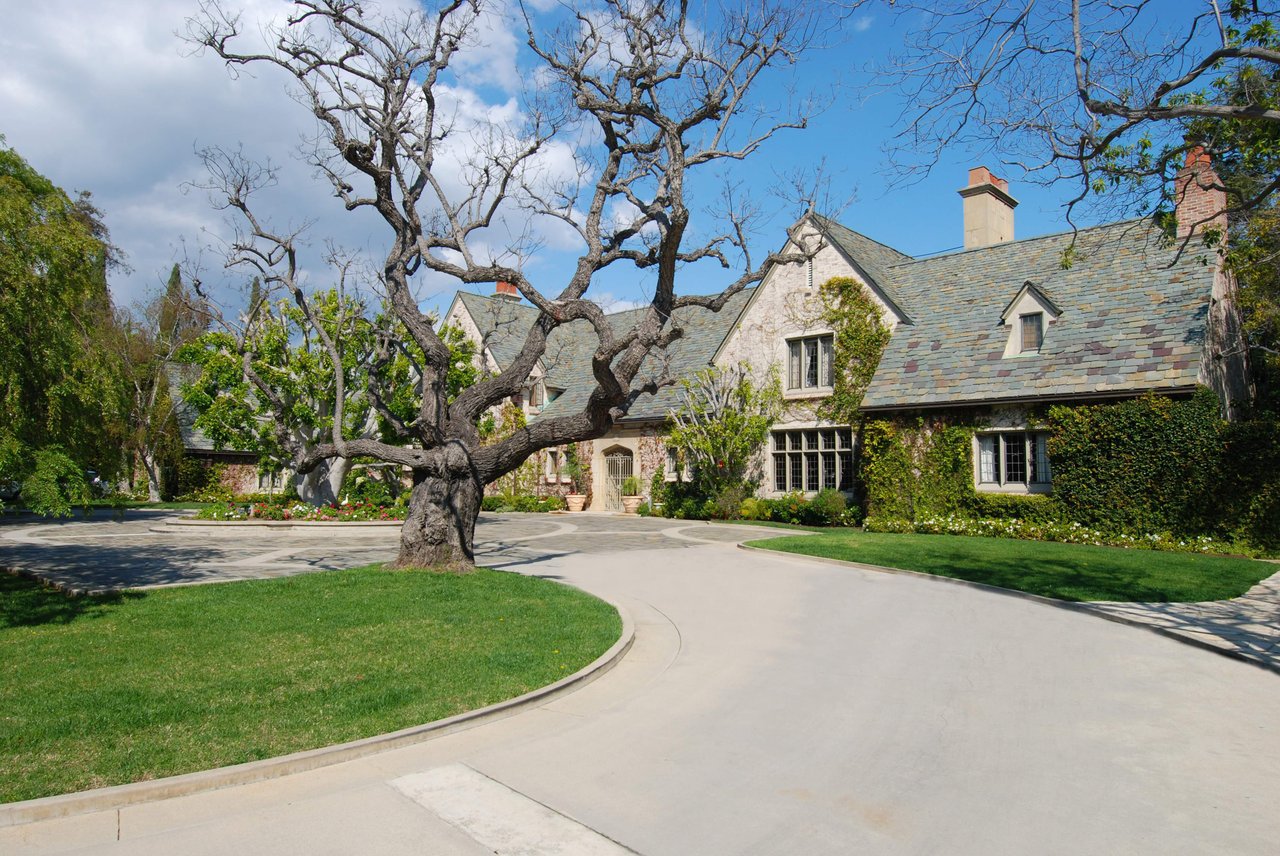 500 S Mapleton Drive, Holmby Hills 