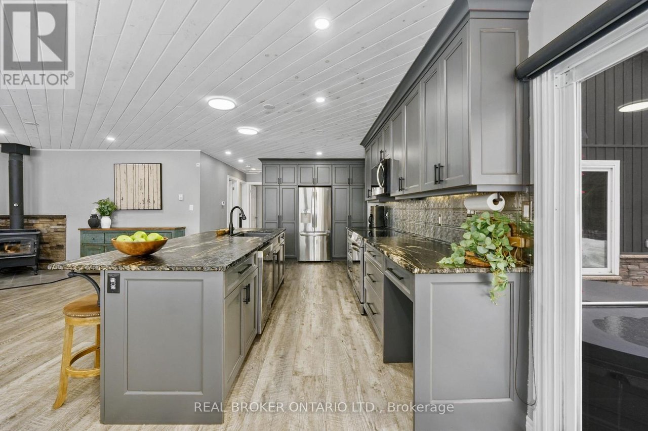 1109 Wilderness Island Trail W, Highlands East, ON K0L 1C0