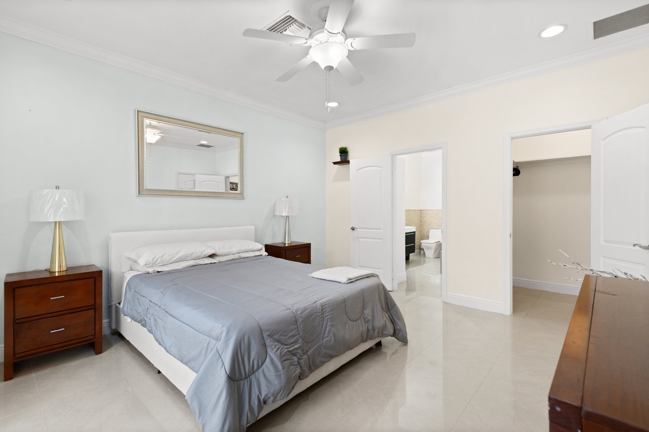 110 Venito, Atlantic Drive