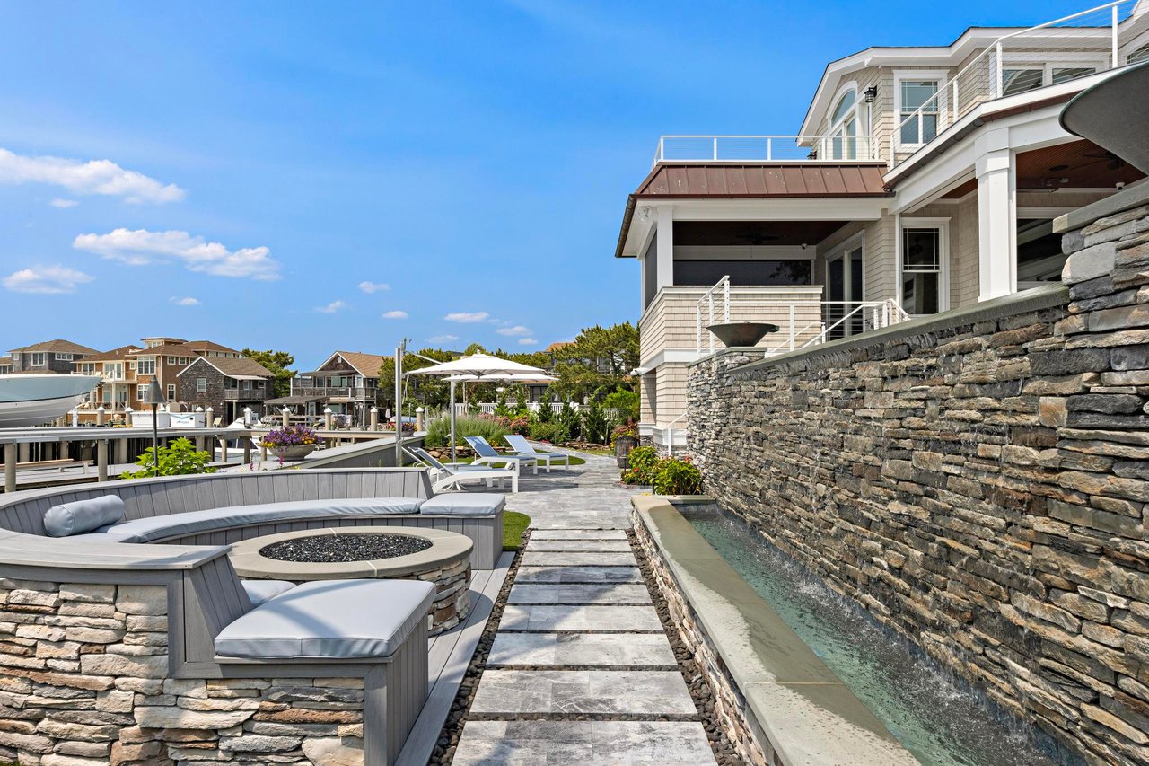 110 W South 34th Street
