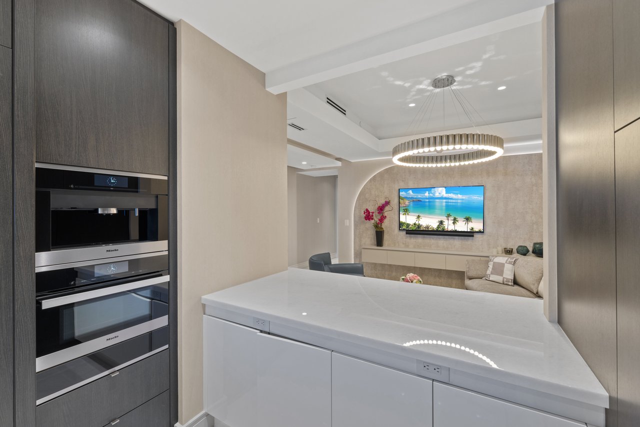 17901 Collins Ave # 3003