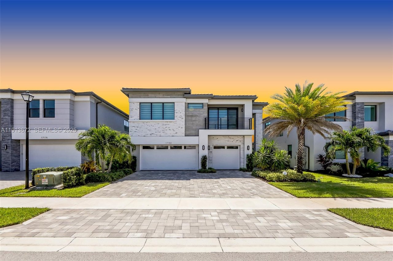 17182 Windy Pointe Ln