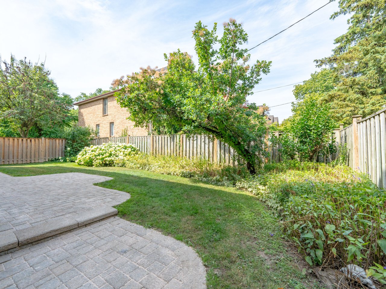 18 Whitman St