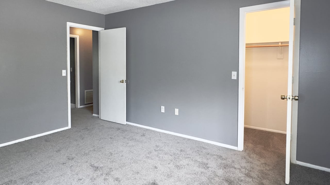 Lake Baldwin Area Townhouse with Private Garden Patio