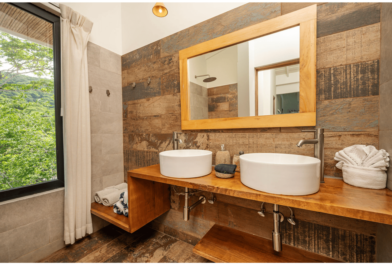 Casa Salinas – 3 beds ocean view home in playa grande