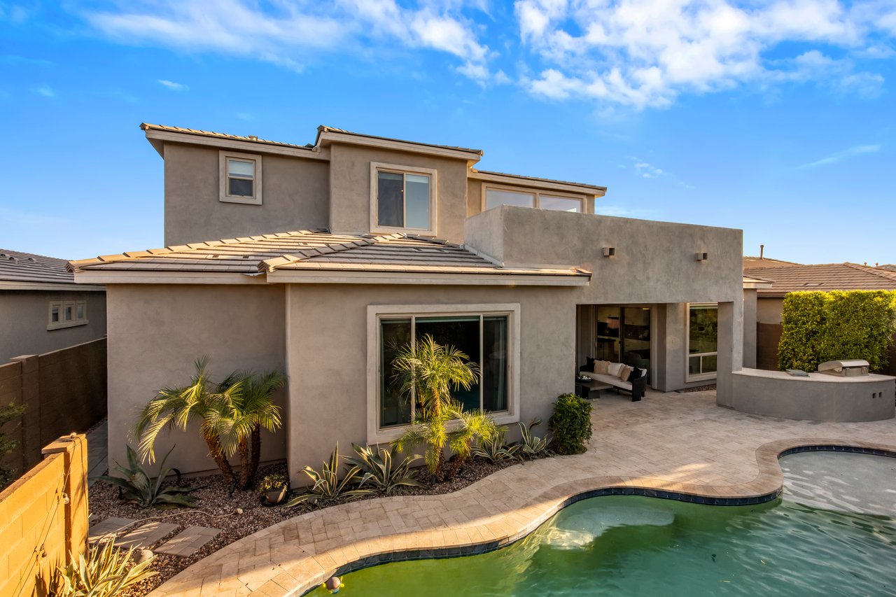 3020 E LOS GATOS Drive