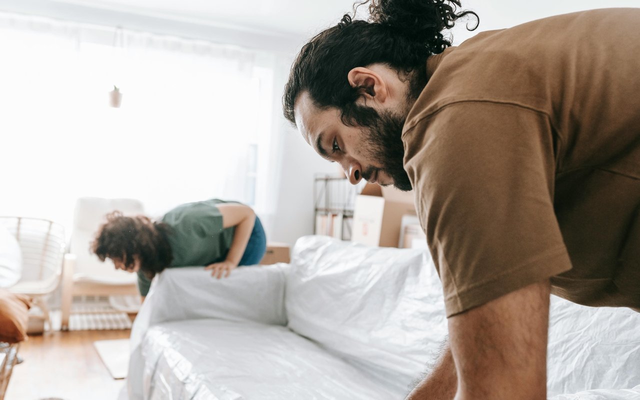4 Reasons Why Homeowners Decide To Sell Their Homes "As Is"
