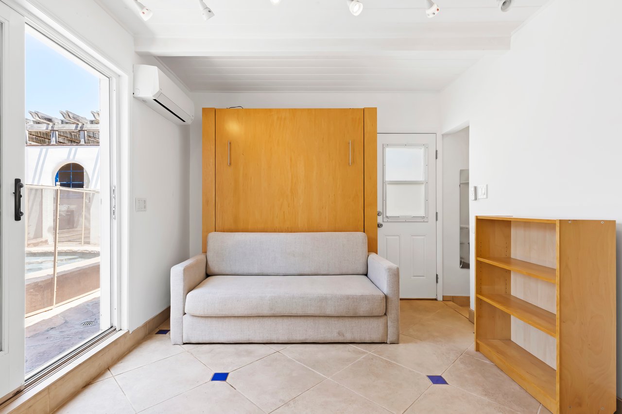 1335 S Sierra Bonita Ave, Wilshire Vista