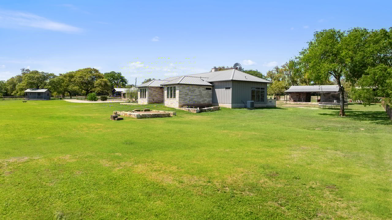 4813 Twin Acres Road