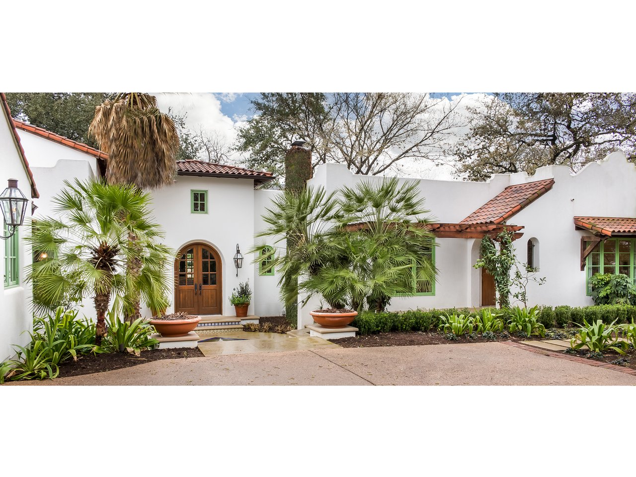 1601 Forest Trail