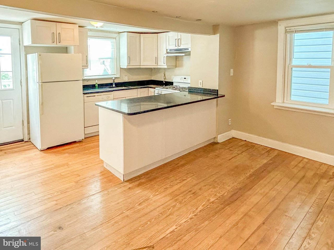 220 Saint Marys St, Phoenixville, PA 19460	