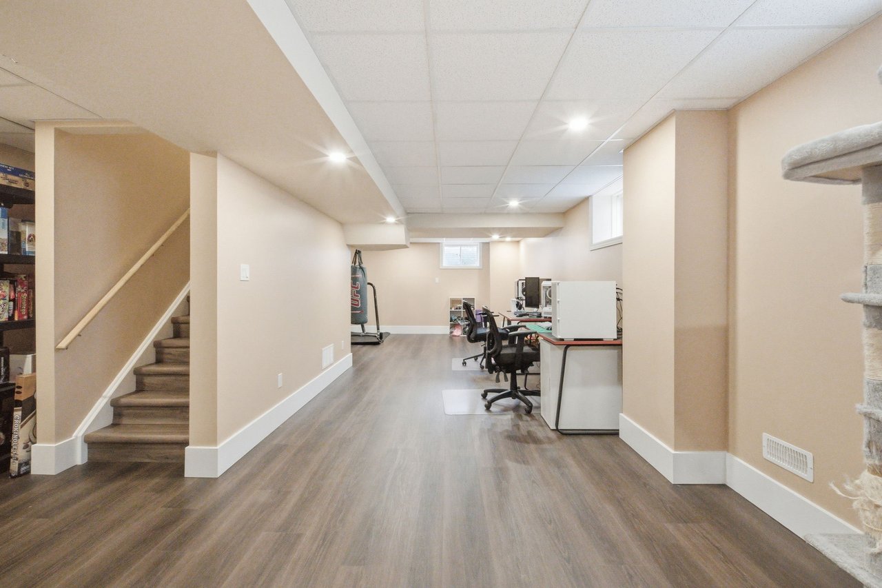 215 Breton Street