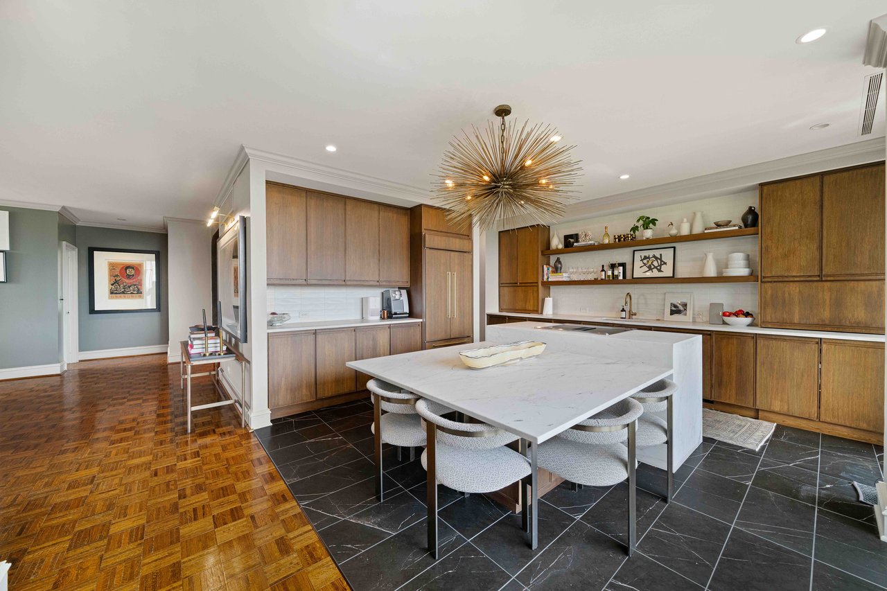 2575 Peachtree Road NE Unit 12D