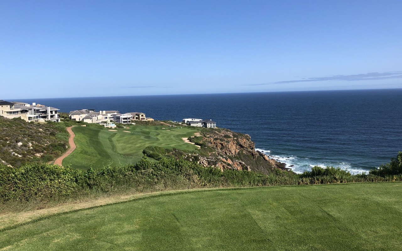 Pinnacle Golf Club