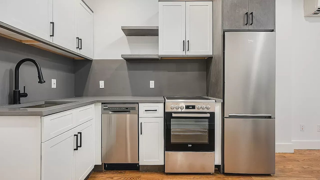 1365 Nostrand Ave 7B