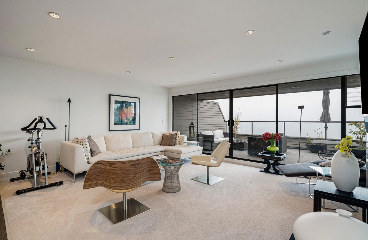 2242 Folkestone Way, #21