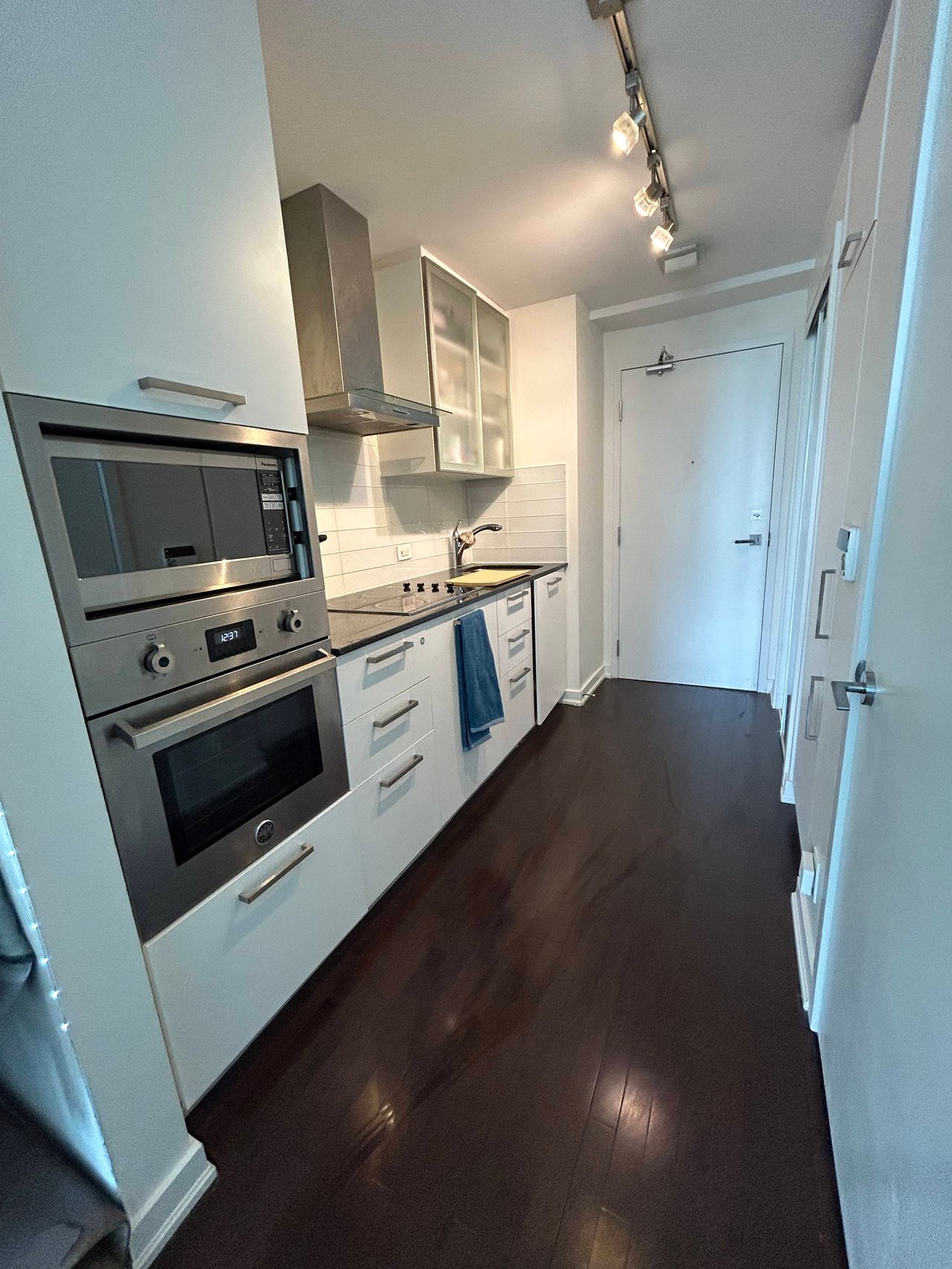 14 York Street Unit: 3602