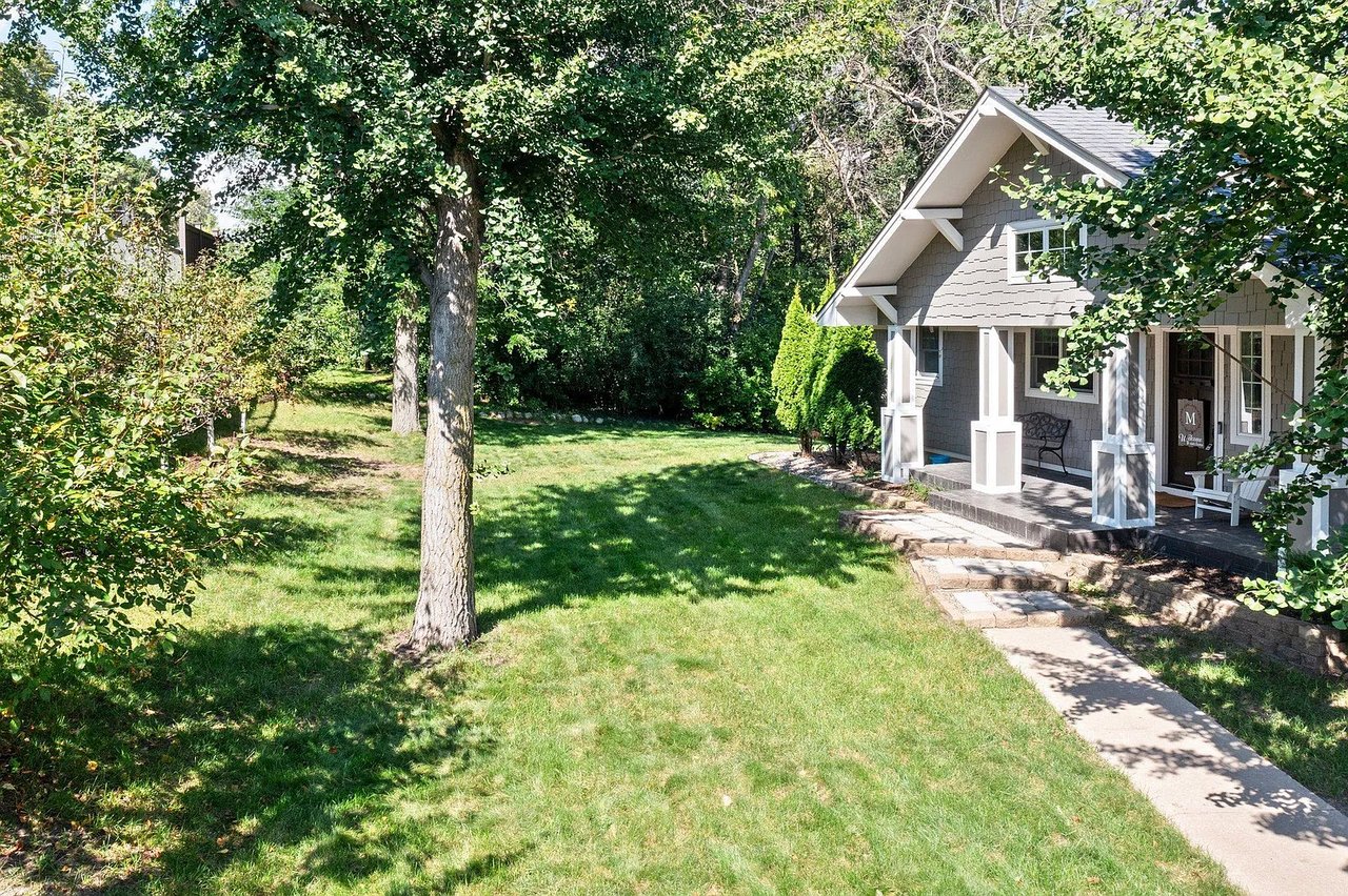 Updated Rambler in the Heart of Minnetonka