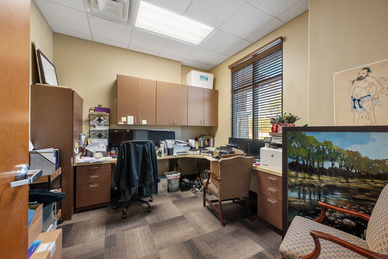 7215 Wyoming Springs