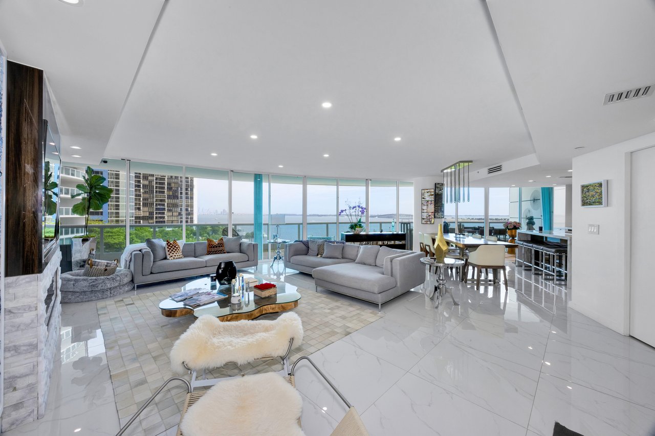 Unparalleled Waterfront Living at Bristol Tower