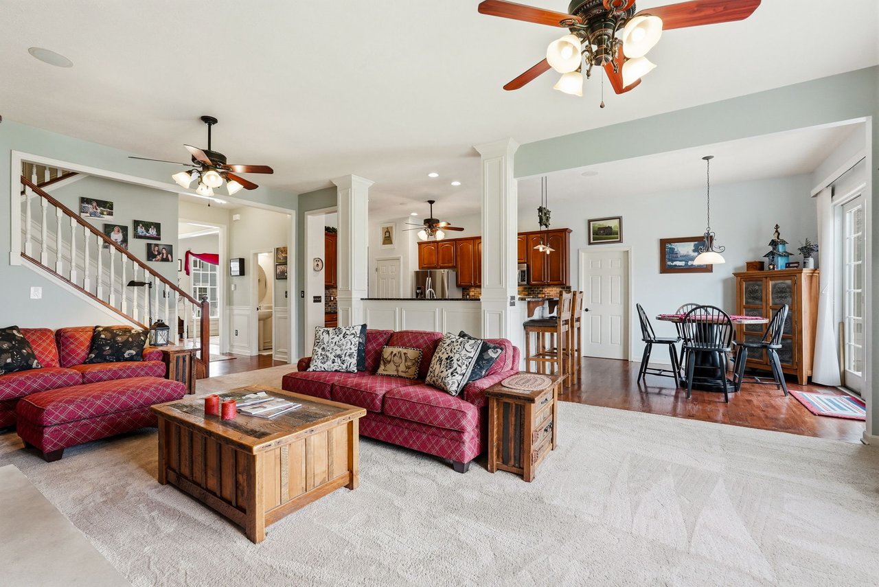 EXCLUSIVE LISTING  -  1234 Newbury Highland